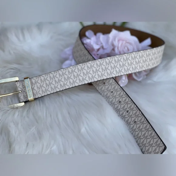 Michael Kors Women's Vanilla Faux Leather Belt - Picture 3 of 16